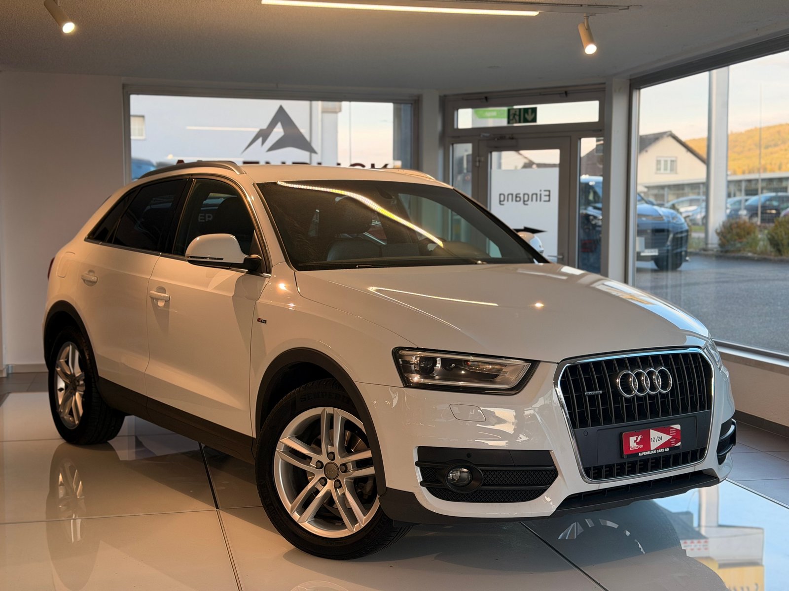 AUDI Q3 2.0 TFSI quattro S-tronic, Petrol, Second hand / Used, Automatic - 5