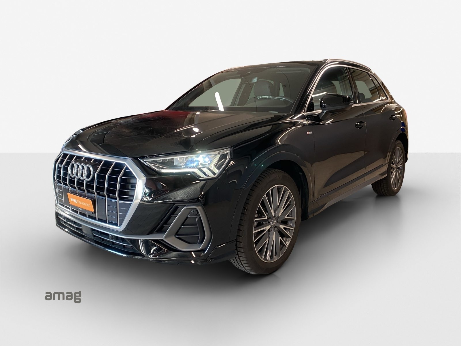 AUDI Q3 45 TFSI S line