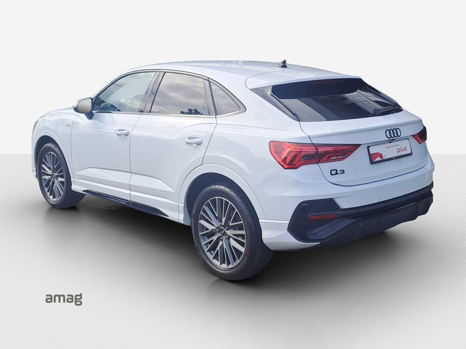 AUDI Q3 Sportback 35 TFSI S line Attraction, Benzin, Occasion / Gebraucht, Automatik - 3
