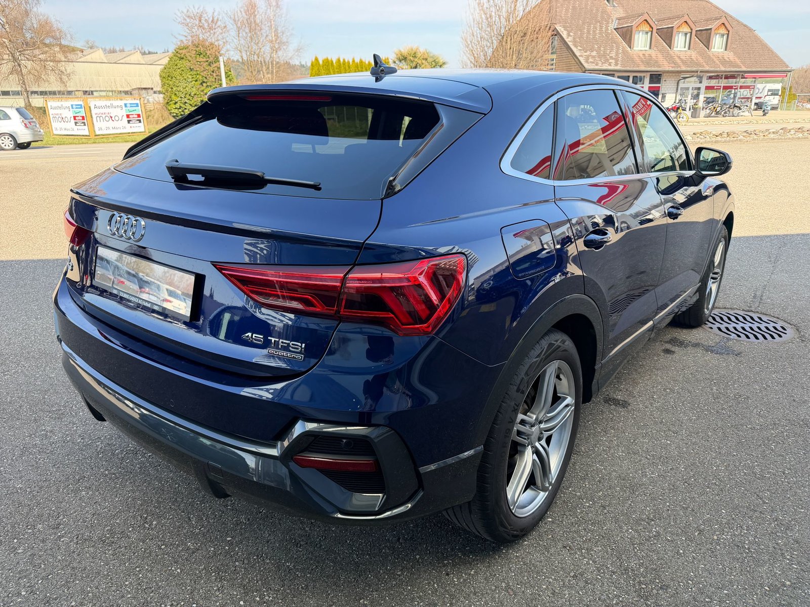 AUDI Q3 Sportback 45 TFSI S line quattro S-tronic, Essence, Occasion / Utilisé, Automatique - 5