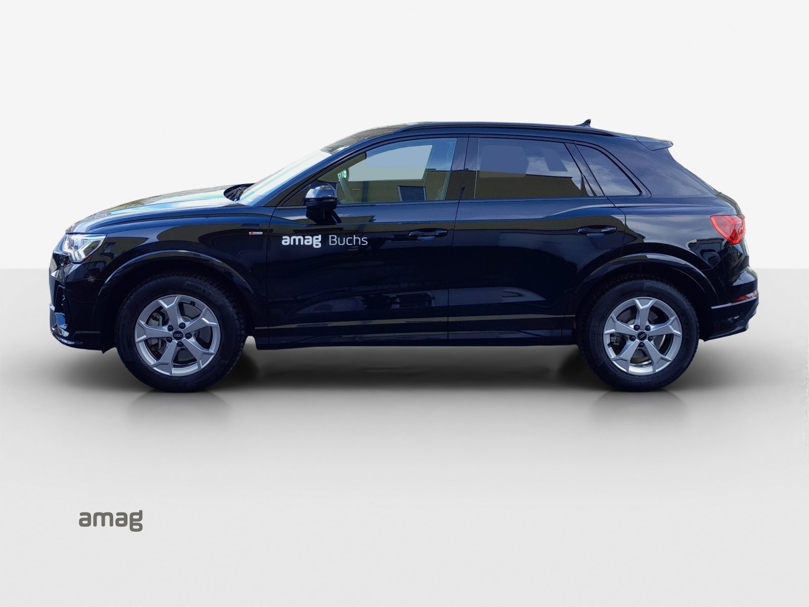AUDI Q3 40 TFSI S line, Benzina, Occasioni / Usate, Automatico - 2