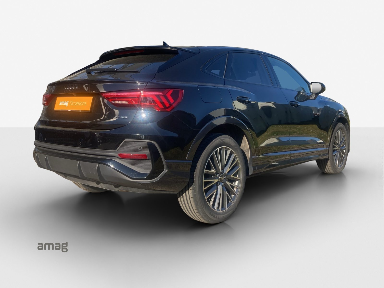 AUDI Q3 Sportback 40 TFSI S line, Benzin, Occasion / Gebraucht, Automatik - 5