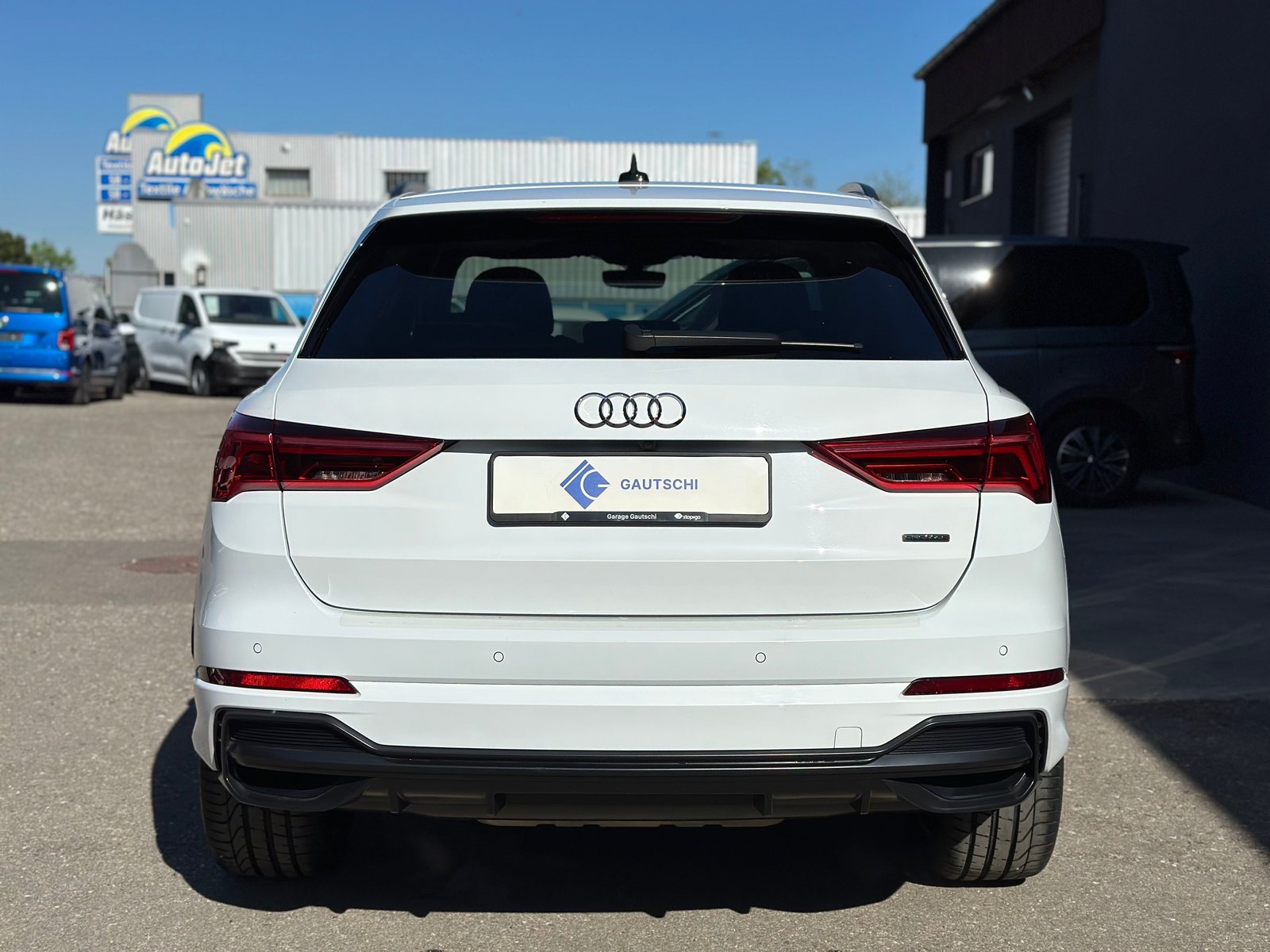 AUDI Q3 45 TFSI S line quattro S-tronic, Petrol, Second hand / Used, Automatic - 4