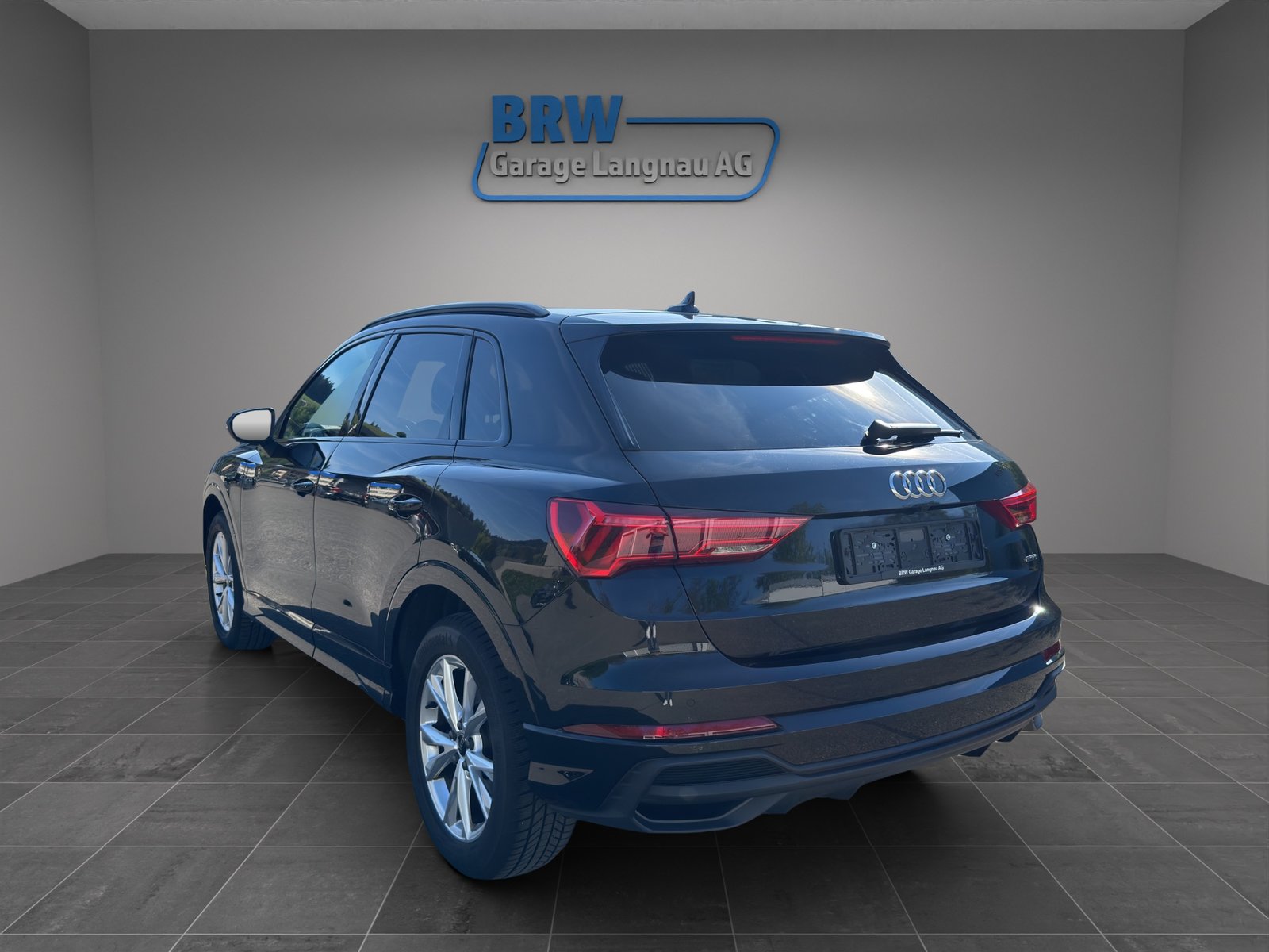 AUDI Q3 40 TFSI S line quattro S-tronic, Benzina, Occasioni / Usate, Automatico - 3