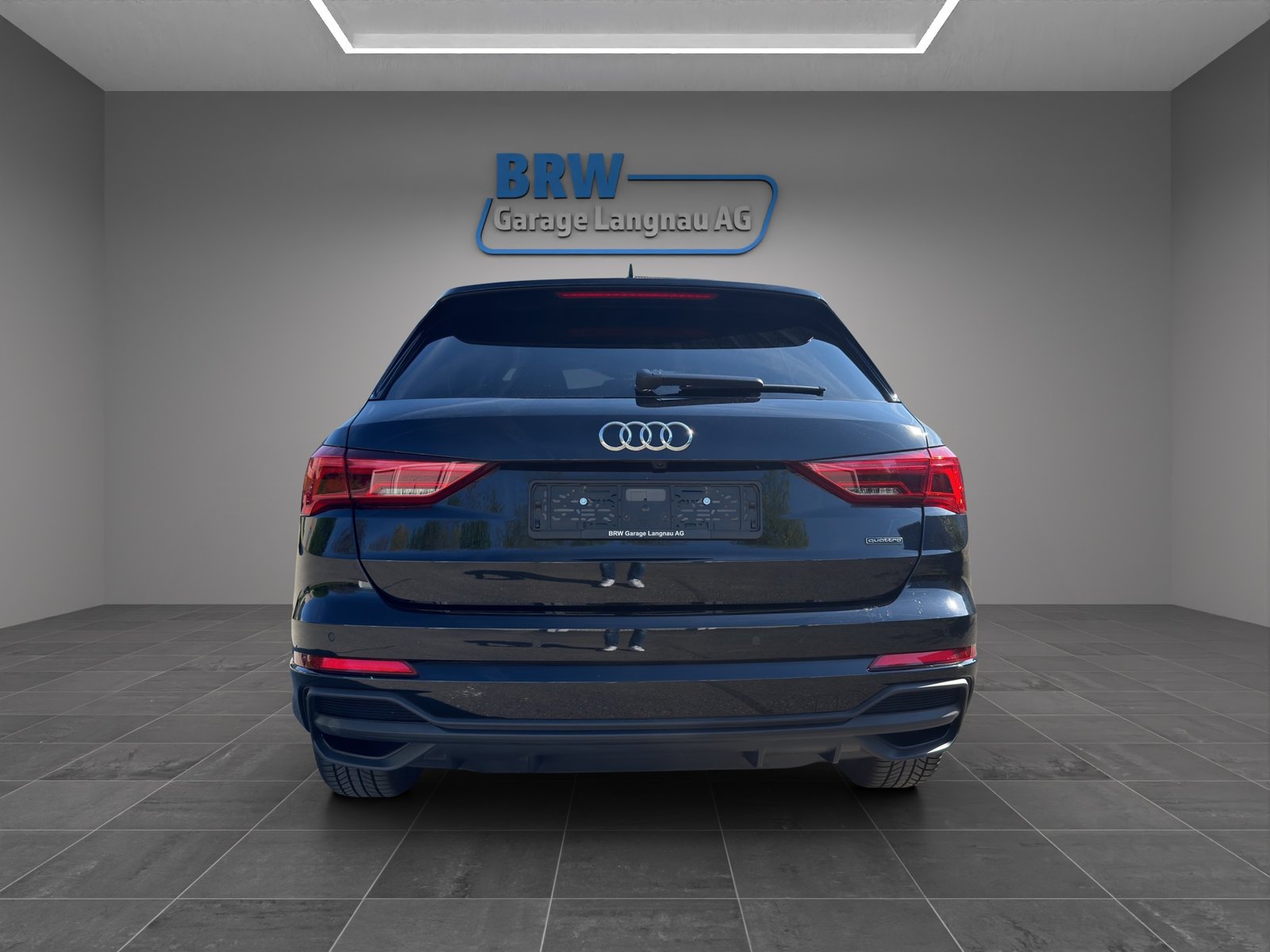 AUDI Q3 40 TFSI S line quattro S-tronic, Benzina, Occasioni / Usate, Automatico - 4