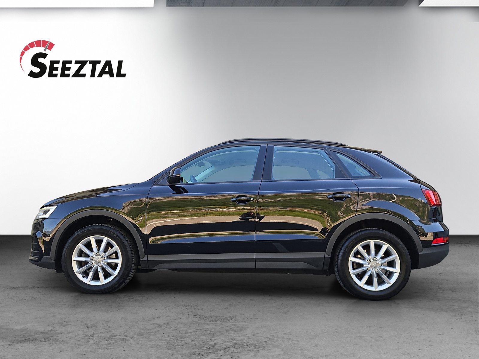 AUDI Q3 Start