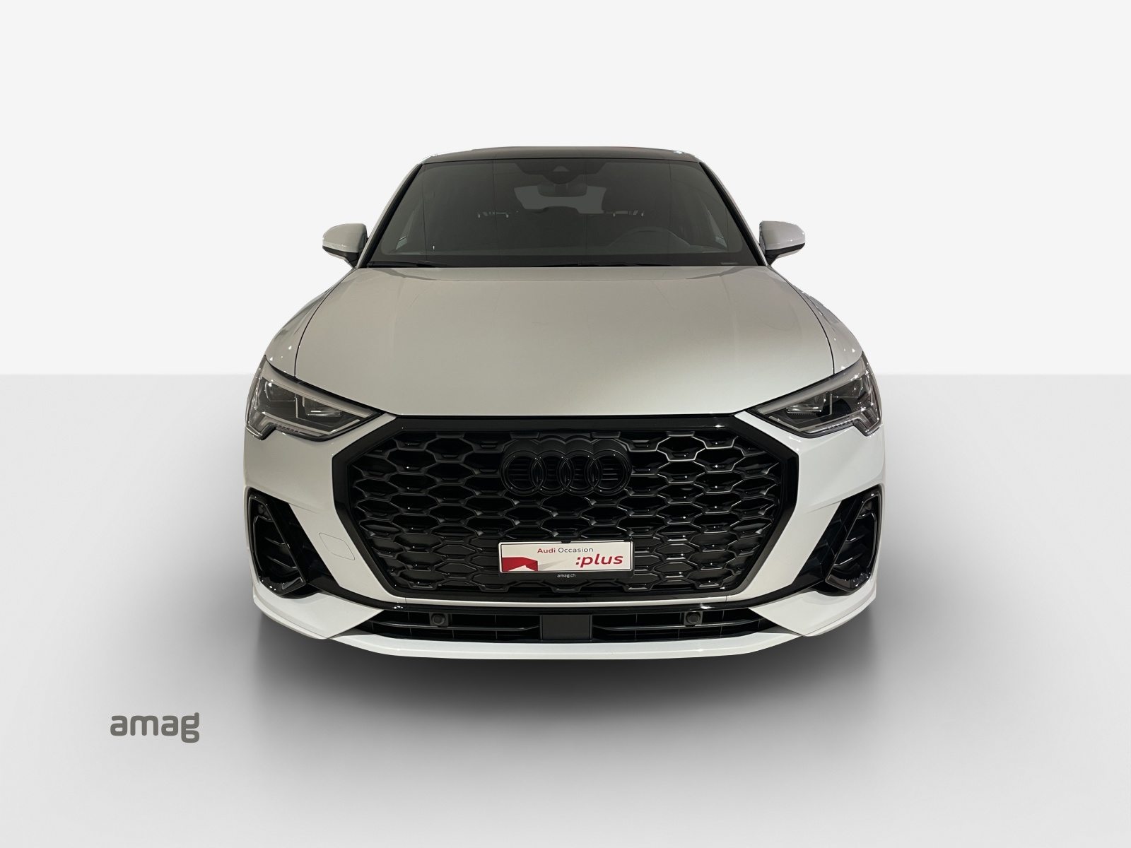 AUDI Q3 Sportback 35 TFSI S line Attraction, Benzin, Occasion / Gebraucht, Automatik - 7