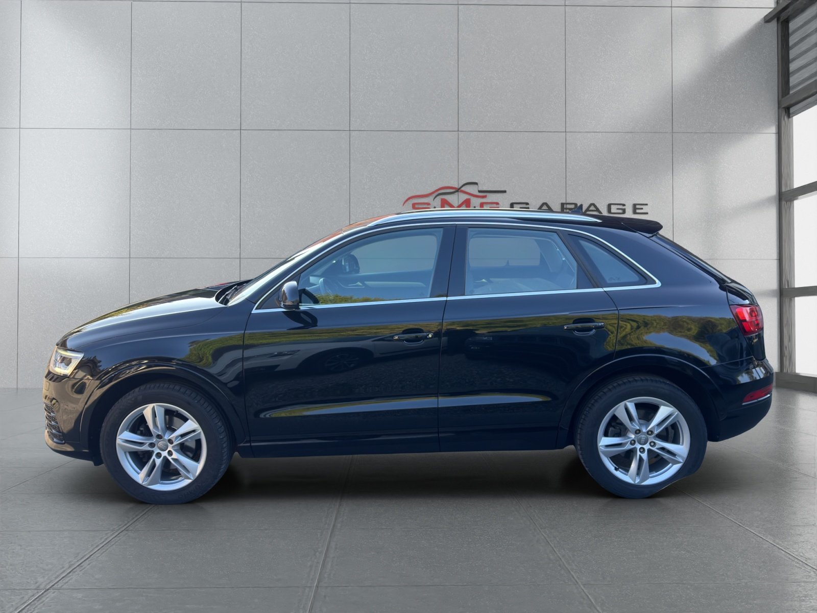 AUDI Q3 2.0 TFSI quattro S-tronic, Benzin, Occasion / Gebraucht, Automatik - 2