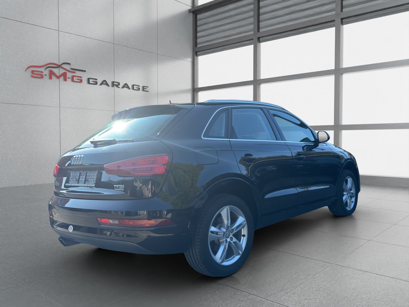 AUDI Q3 2.0 TFSI quattro S-tronic, Benzin, Occasion / Gebraucht, Automatik - 5