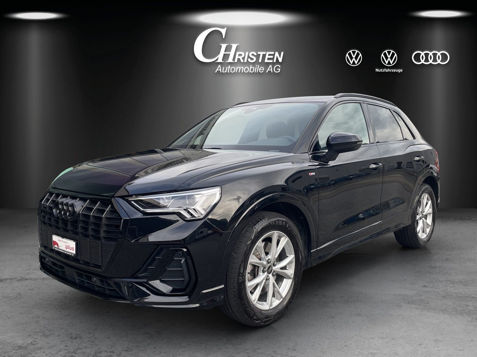 AUDI Q3 40 TFSI S line