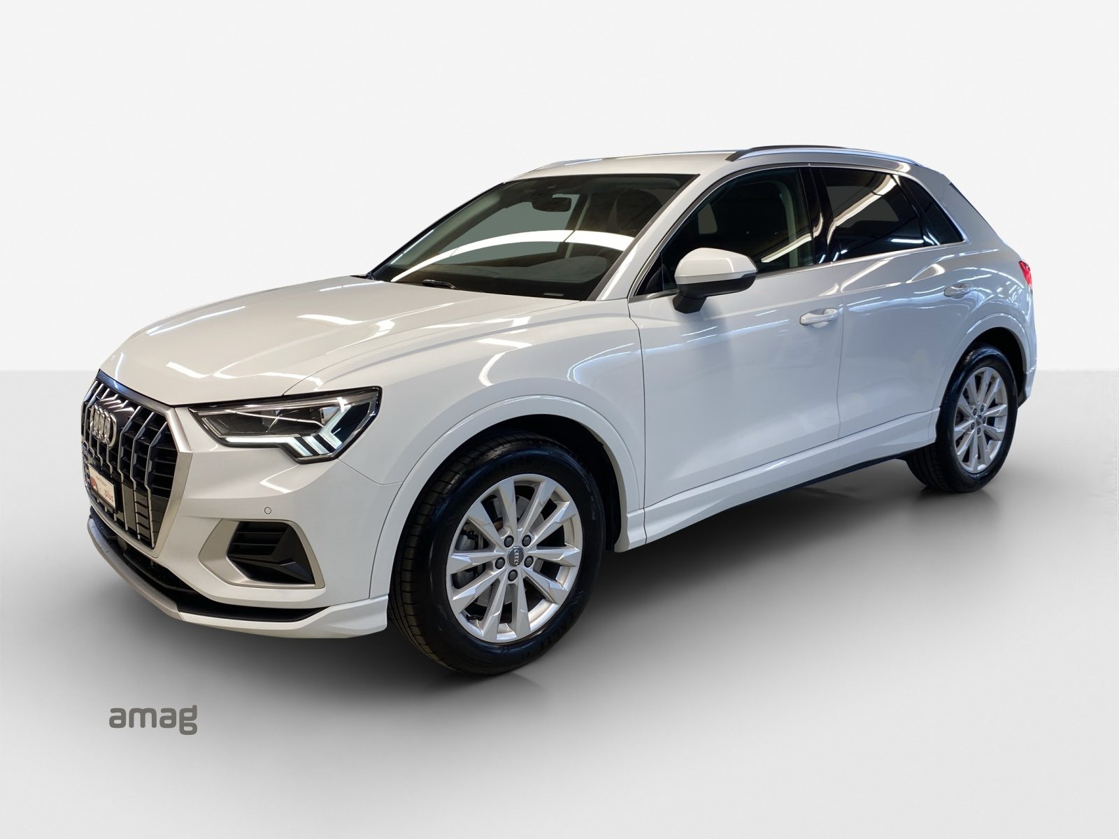 AUDI Q3 40 TFSI advanced