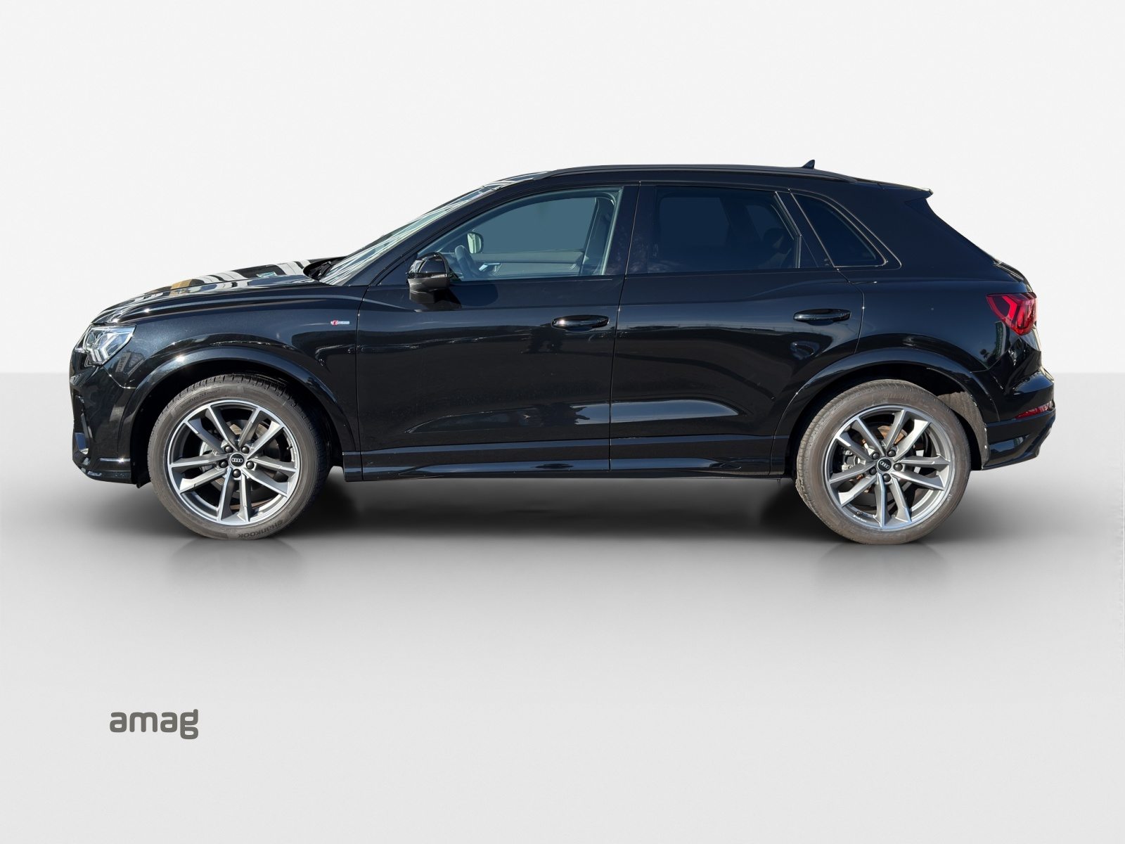 AUDI Q3 35 TFSI S line Attraction, Benzina, Occasioni / Usate, Automatico - 2