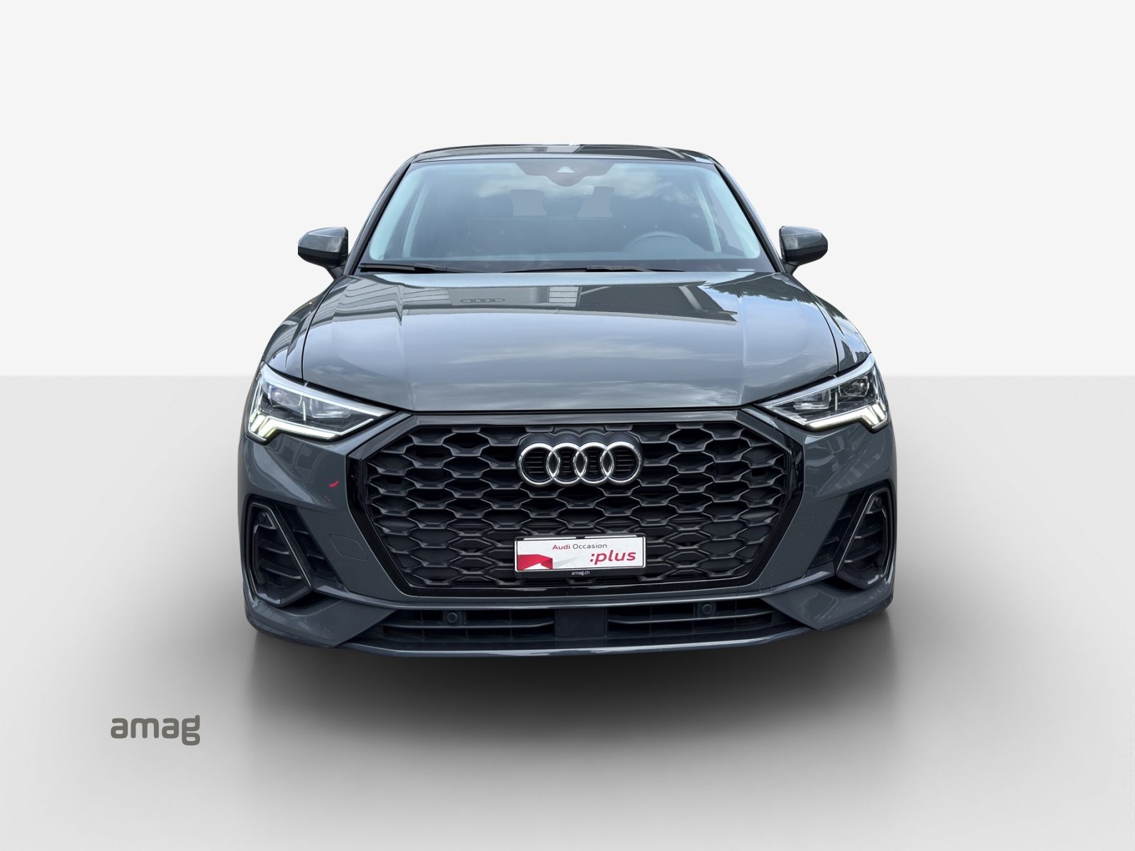 AUDI Q3 Sportback 35 TFSI Attraction, Petrol, Second hand / Used, Automatic - 7