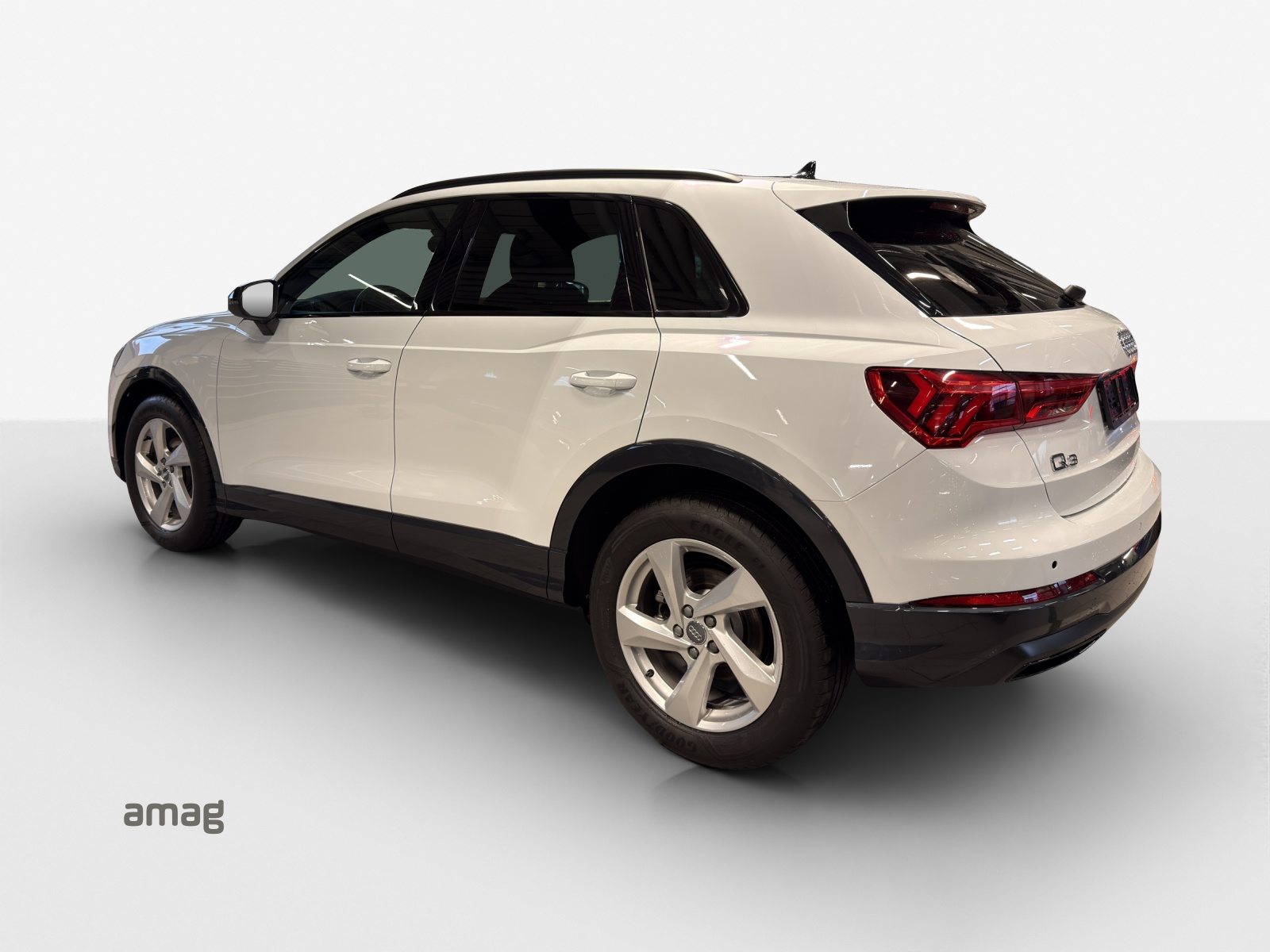 AUDI Q3 35 TDI advanced, Diesel, Second hand / Used, Manual - 3
