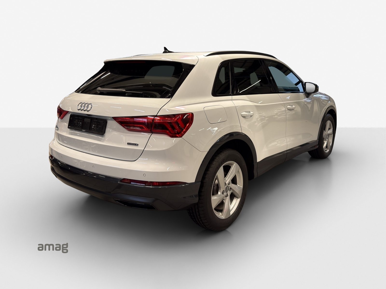 AUDI Q3 35 TDI advanced, Diesel, Second hand / Used, Manual - 5