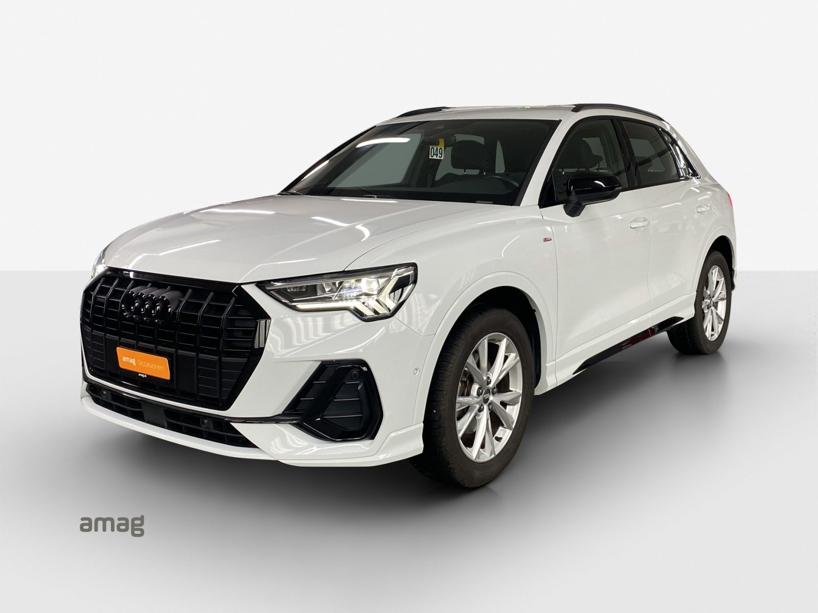 AUDI Q3 35 TDI S line Attraction