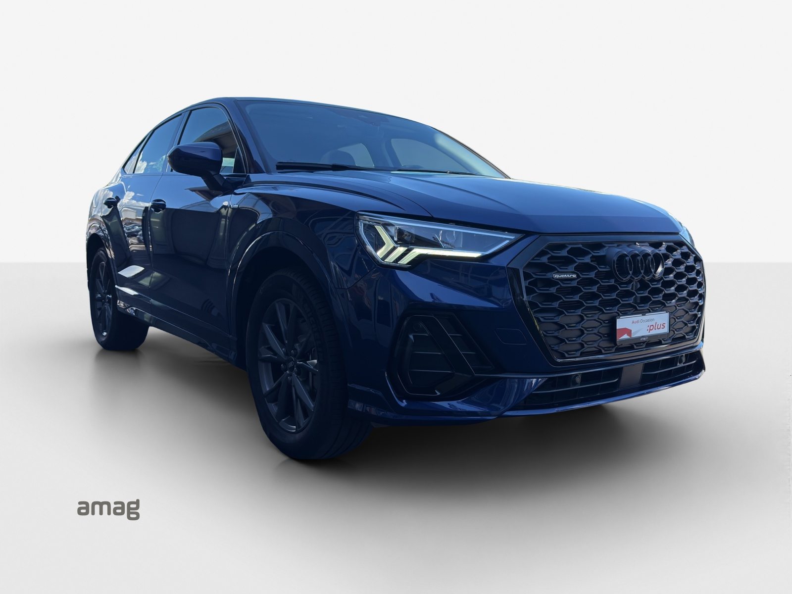 AUDI Q3 Sportback 40 TFSI S line, Benzin, Occasion / Gebraucht, Automatik - 6