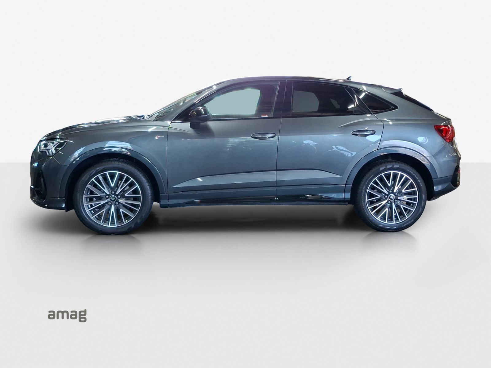 AUDI Q3 Sportback 40 TFSI S line, Benzina, Occasioni / Usate, Automatico - 2