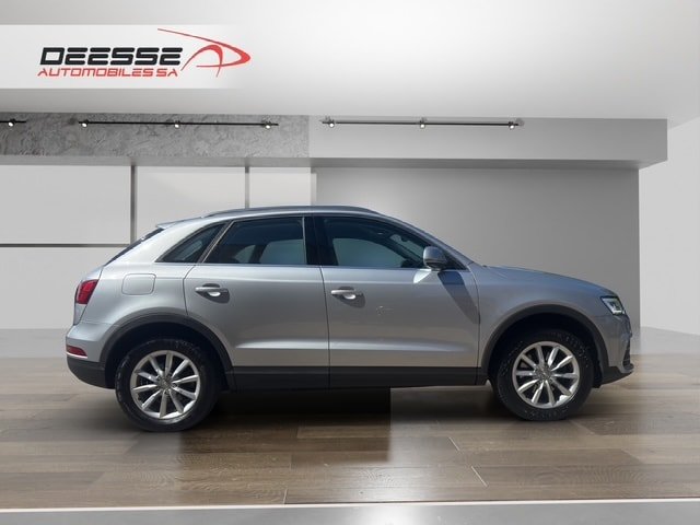 AUDI Q3 1.4 TFSI design S-tronic, Petrol, Second hand / Used, Automatic - 4