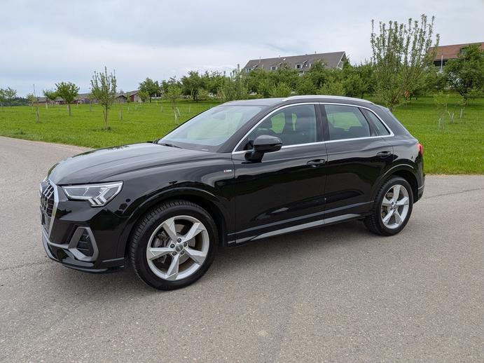 AUDI Q3 45 TFSI S line quattro S-tronic, Essence, Occasion / Utilisé, Automatique