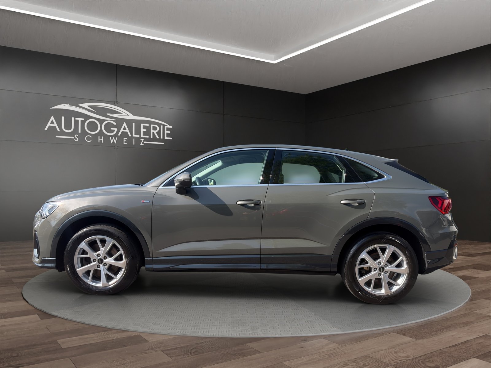 AUDI Q3 Sportback 45 TFSI S line quattro S-tronic CH Desig, Essence, Occasion / Utilisé, Automatique - 2