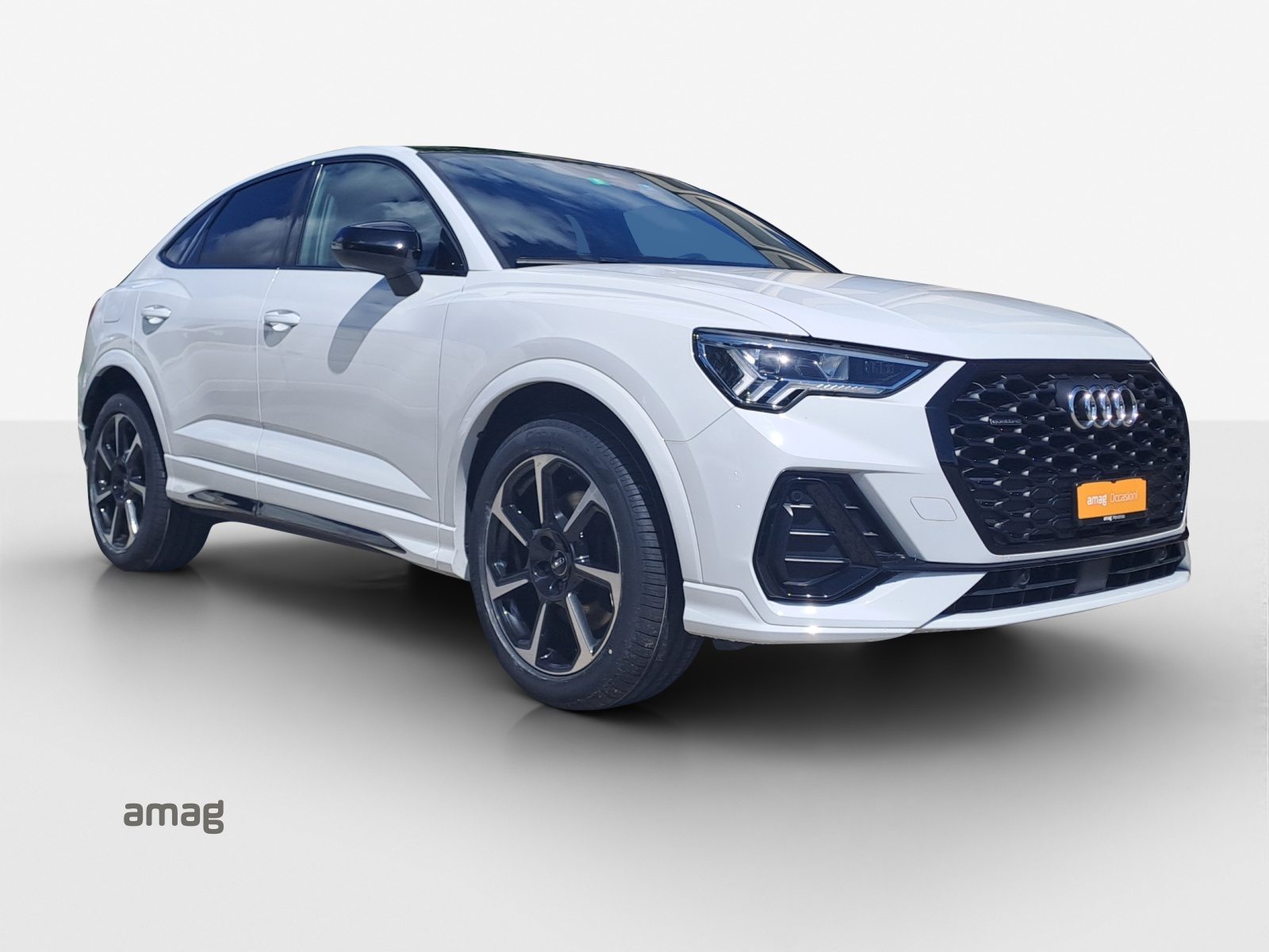 AUDI Q3 Sportback 45 TFSI S line, Petrol, Second hand / Used, Automatic - 6