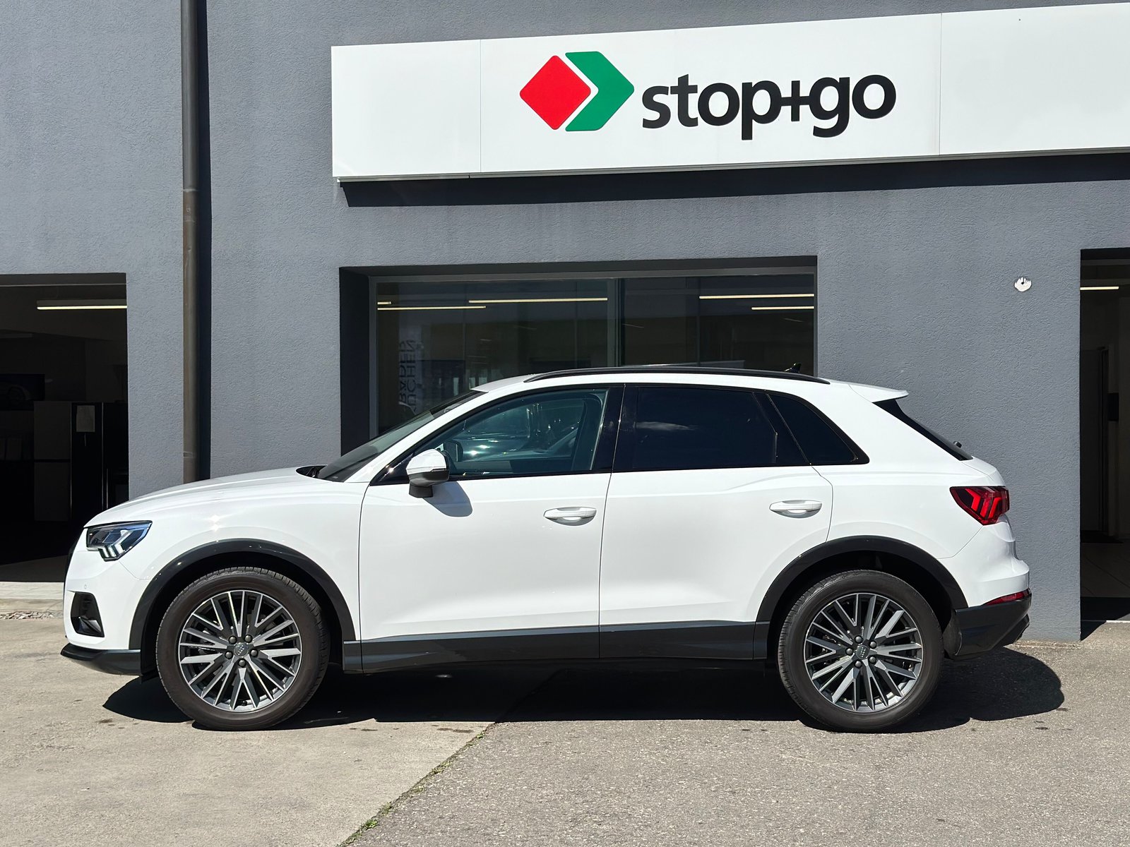 AUDI Q3 40 TFSI quattro S-tronic, Benzina, Occasioni / Usate, Automatico - 3