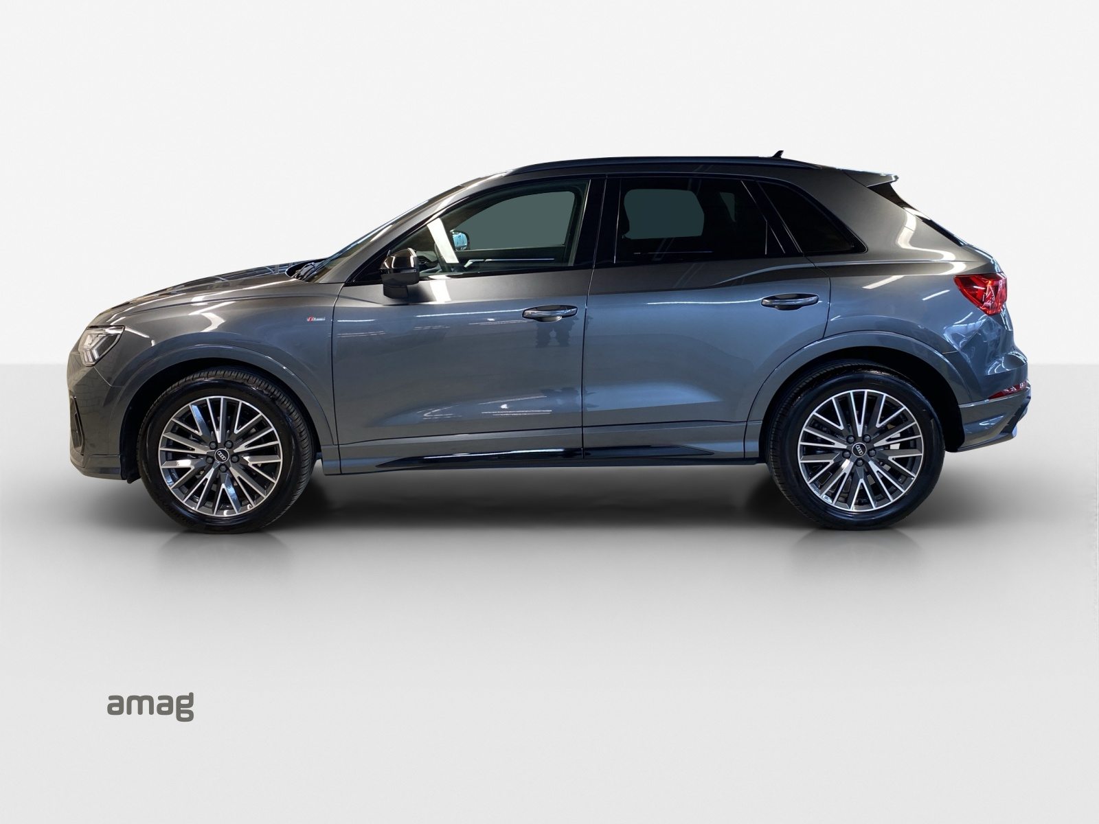 AUDI Q3 35 TFSI S line Attraction, Essence, Occasion / Utilisé, Automatique - 2