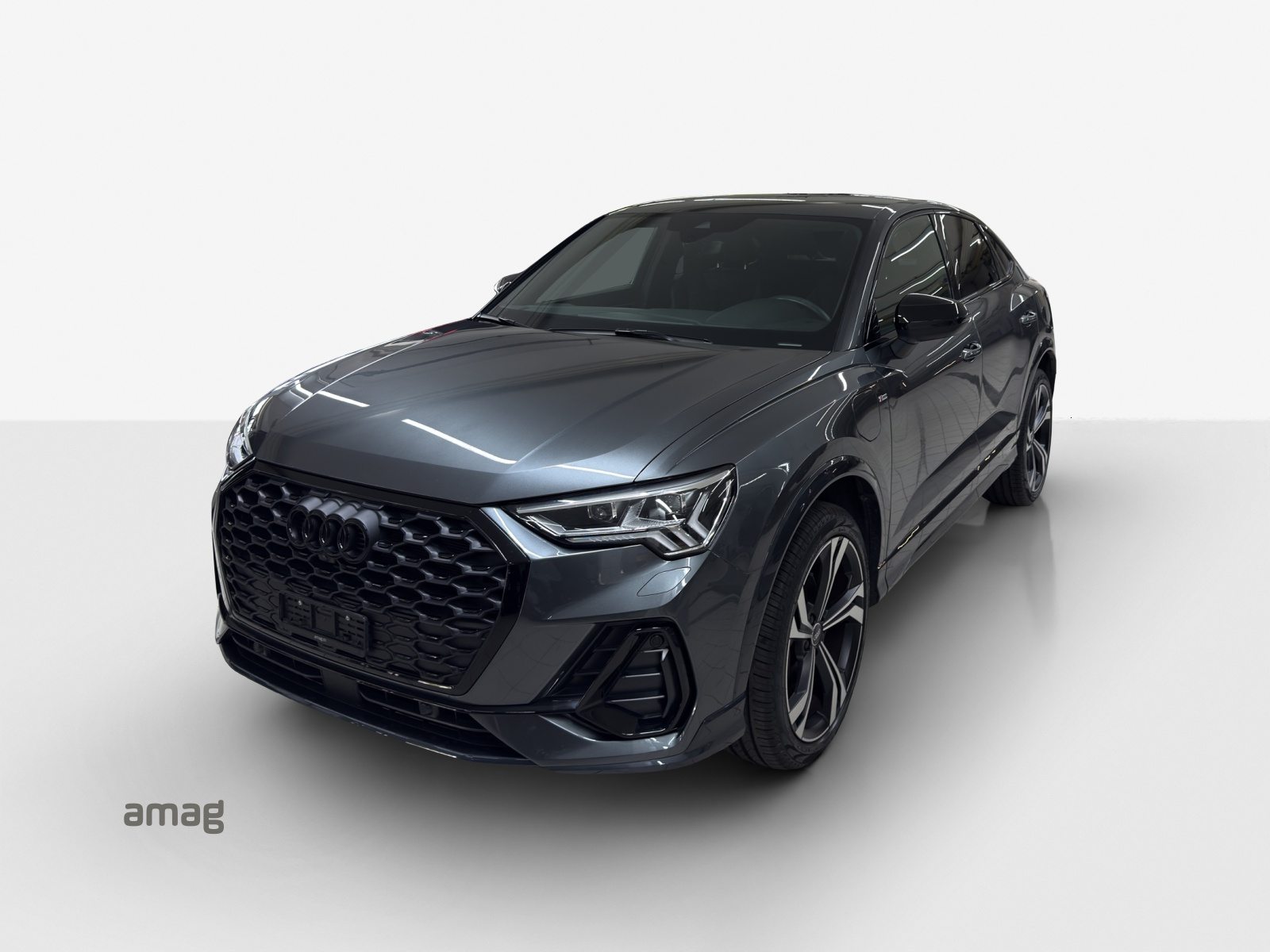 AUDI Q3 Sportback 45 TFSI e S line Attraction