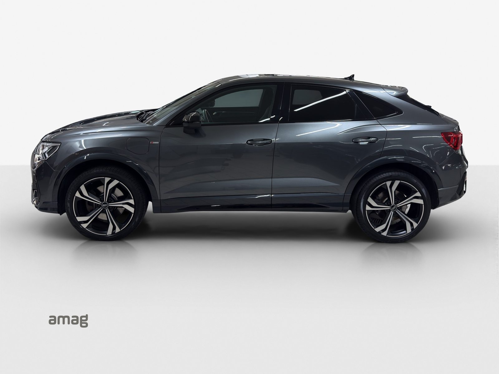 AUDI Q3 Sportback 45 TFSI e S line Attraction, Hybride Integrale Benzina/Elettrica, Occasioni / Usate, Automatico - 2