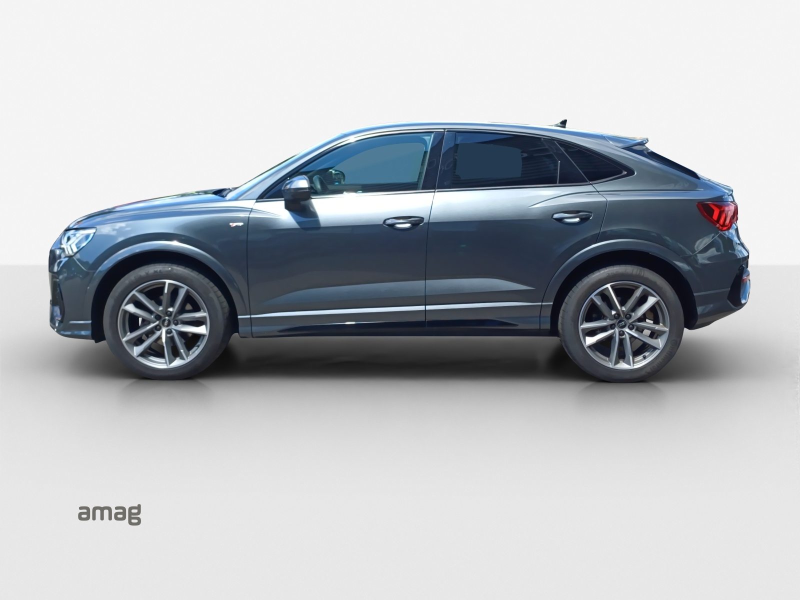 AUDI Q3 Sportback 35 TFSI S line Attraction, Essence, Occasion / Utilisé, Automatique - 2