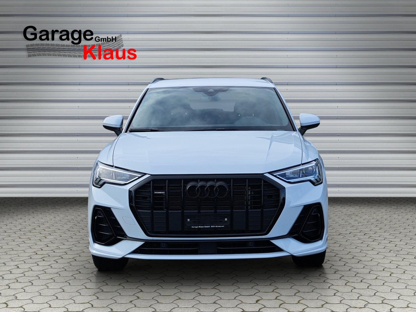 AUDI Q3 40 TFSI S line quattro S-tronic, Petrol, Second hand / Used, Automatic - 2