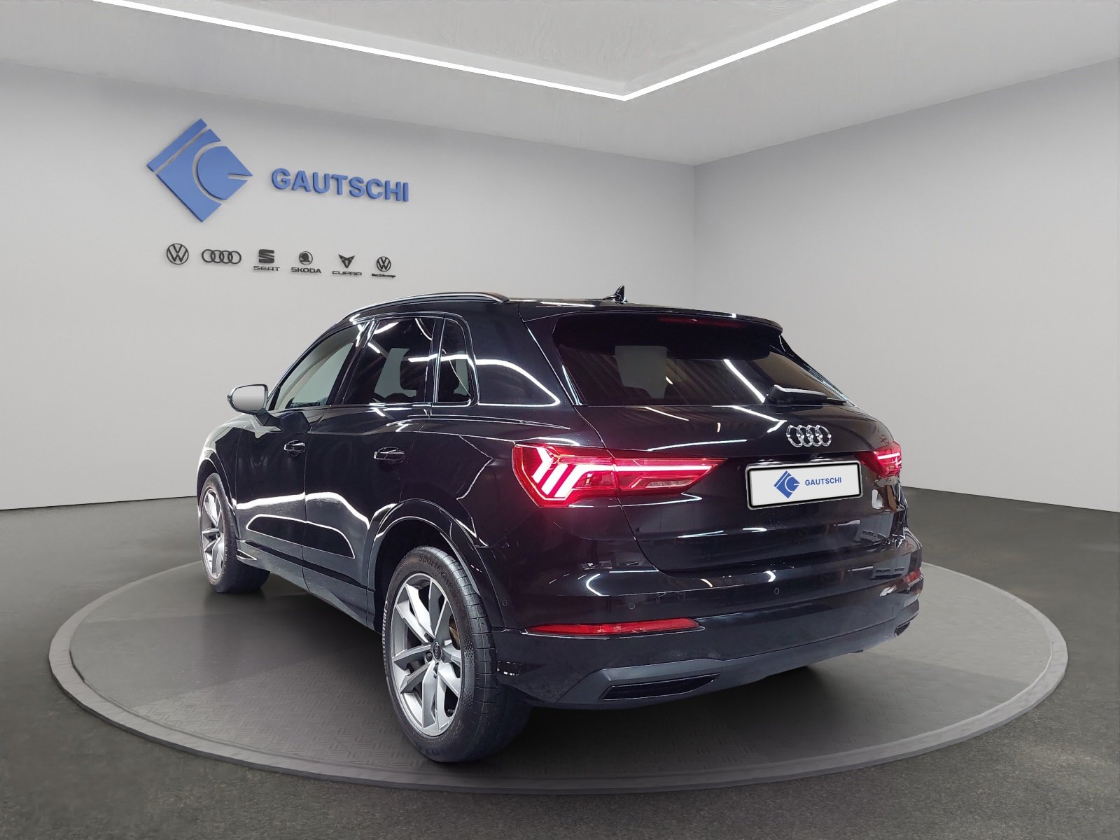 AUDI Q3 35 TFSI advanced Attraction S-tronic, Essence, Occasion / Utilisé, Automatique - 3