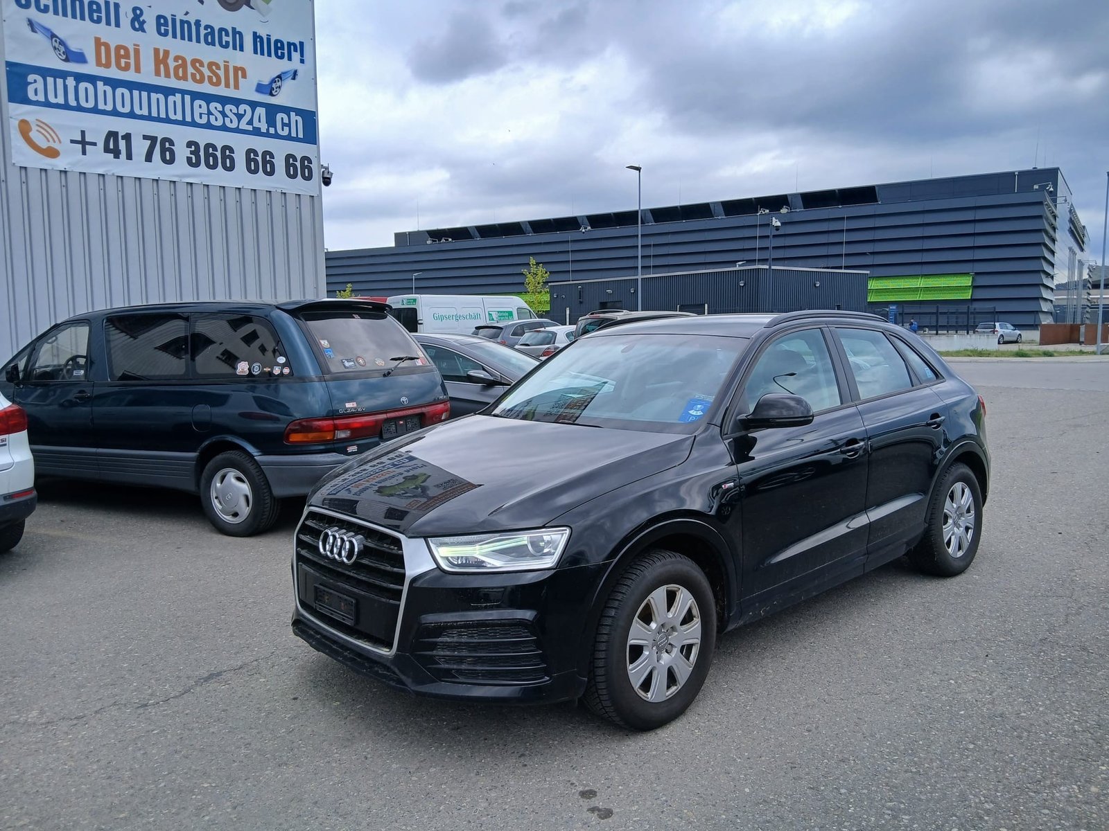 AUDI Q3 1.4 TFSI design S-tronic/ seiten schade/Erste Hand a, Petrol, Second hand / Used, Automatic - 3