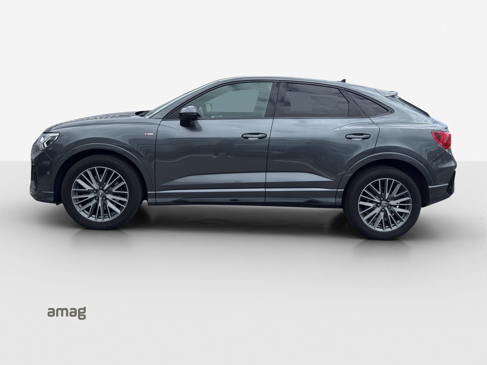 AUDI Q3 Sportback 45 TFSI S line, Essence, Occasion / Utilisé, Automatique - 2