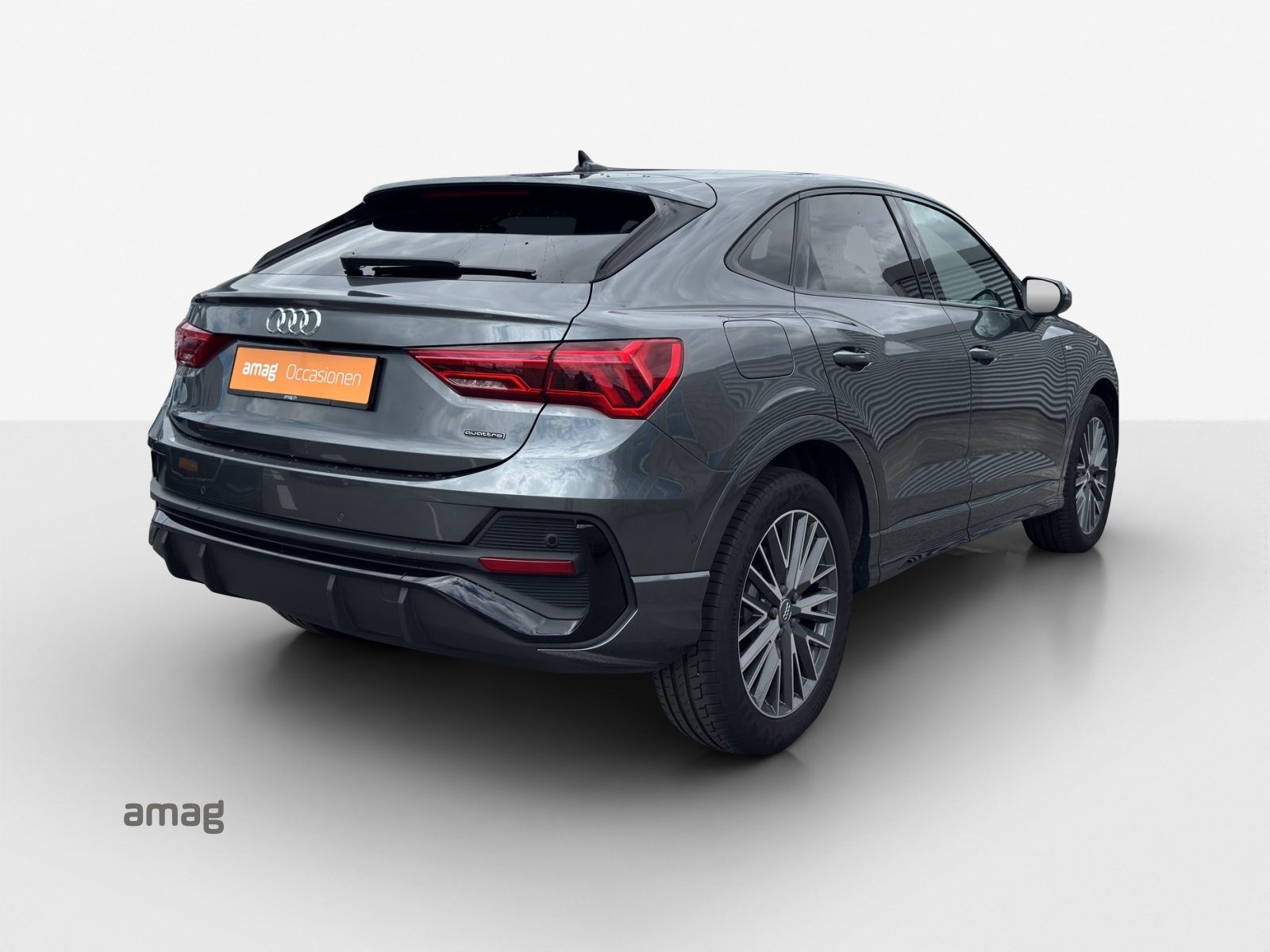 AUDI Q3 Sportback 45 TFSI S line, Essence, Occasion / Utilisé, Automatique - 5