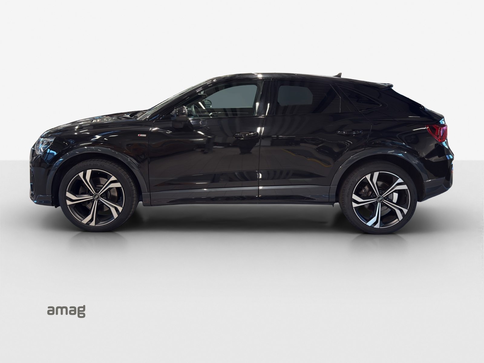 AUDI Q3 Sportback 45 TFSI S line, Essence, Occasion / Utilisé, Automatique - 2