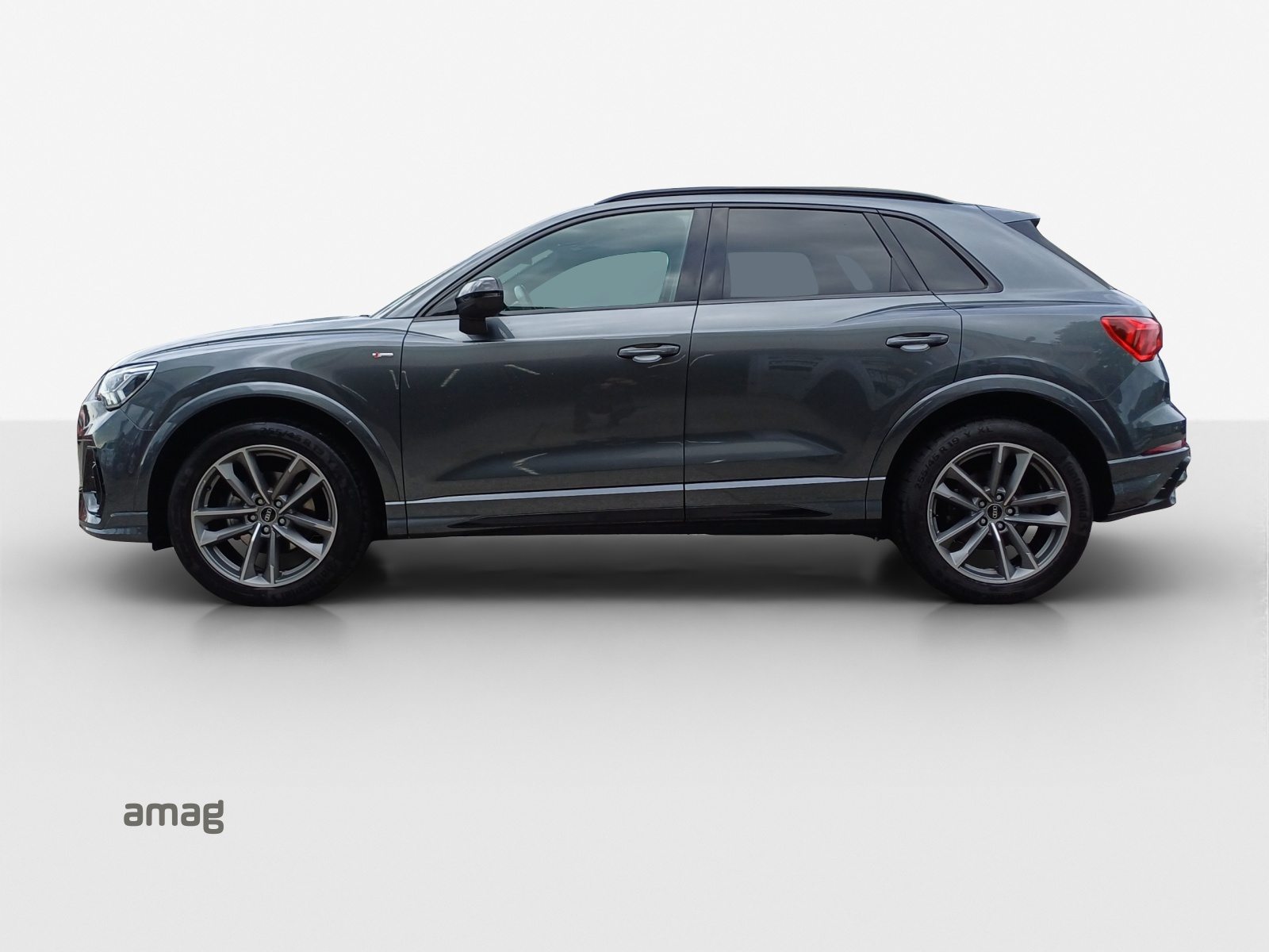 AUDI Q3 35 TDI S line Attraction, Diesel, Occasion / Utilisé, Automatique - 2