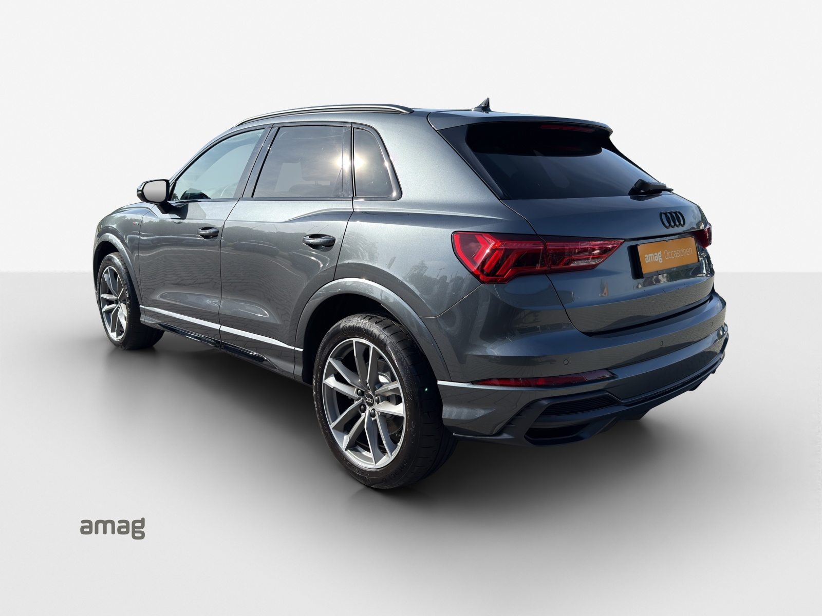 AUDI Q3 40 TFSI S line, Benzina, Occasioni / Usate, Automatico - 3