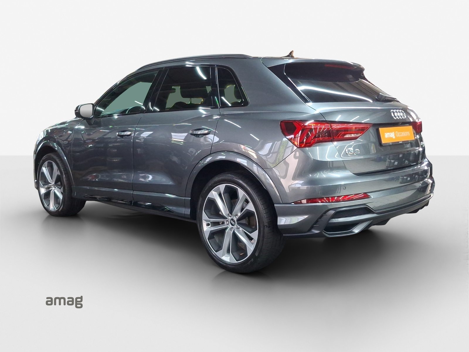 AUDI Q3 40 TFSI S line, Benzina, Occasioni / Usate, Automatico - 3