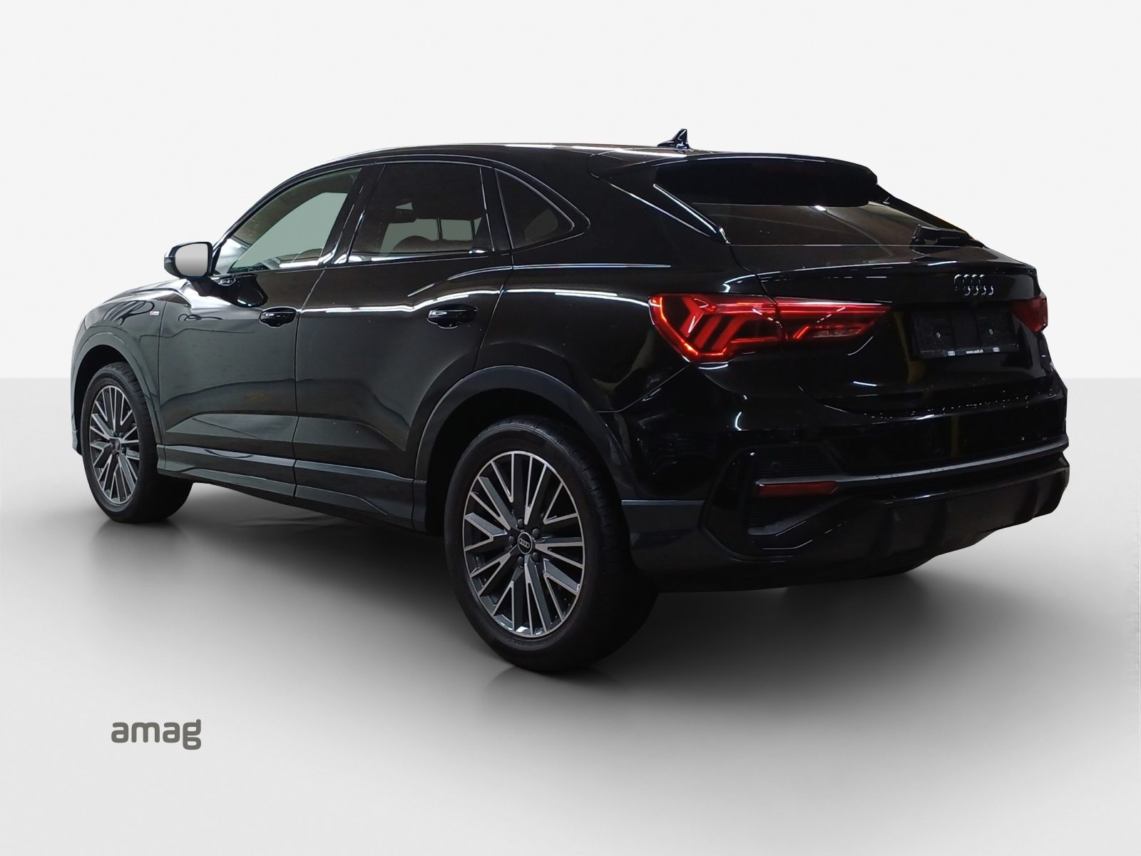 AUDI Q3 Sportback 40 TFSI S line, Essence, Occasion / Utilisé, Automatique - 3