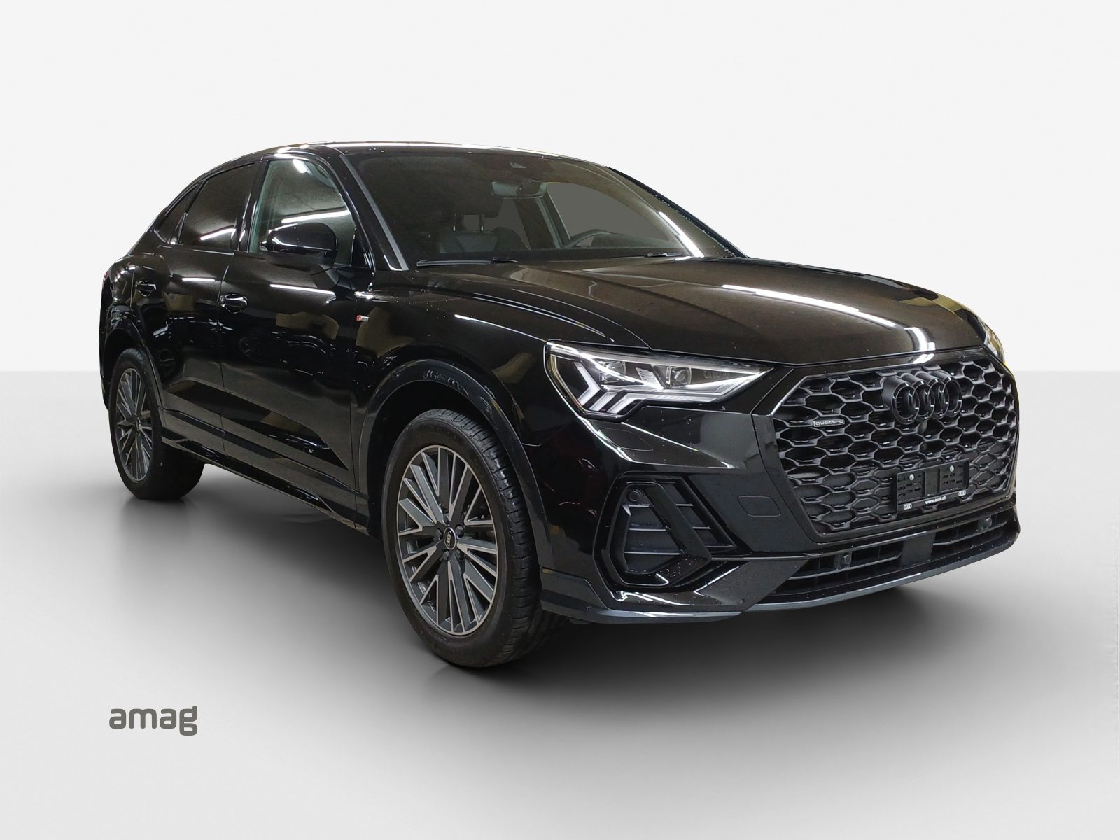 AUDI Q3 Sportback 40 TFSI S line, Essence, Occasion / Utilisé, Automatique - 6