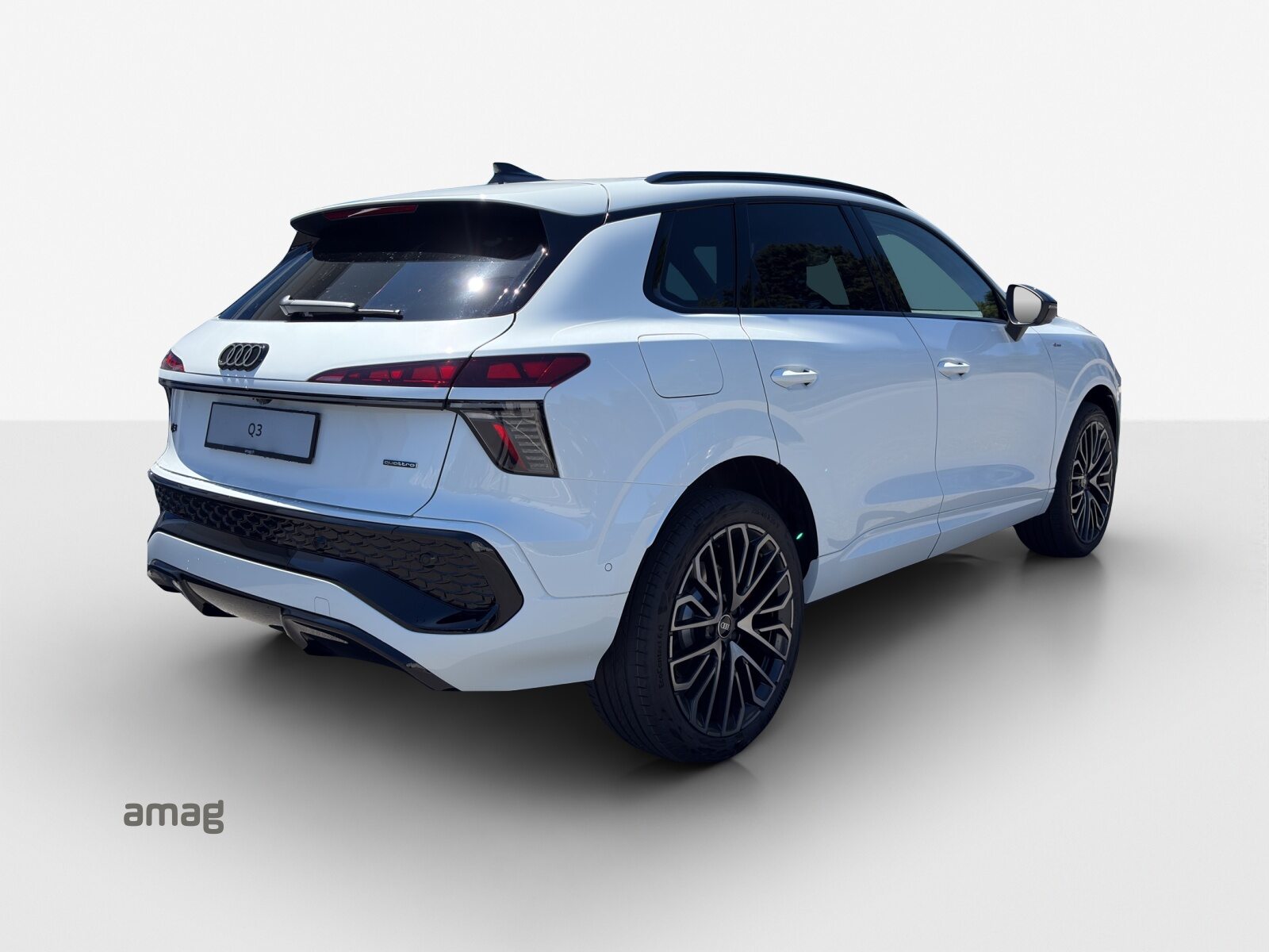 AUDI Q3 SUV TFSI 195 kW, Benzin, Occasion / Gebraucht, Automatik - 5