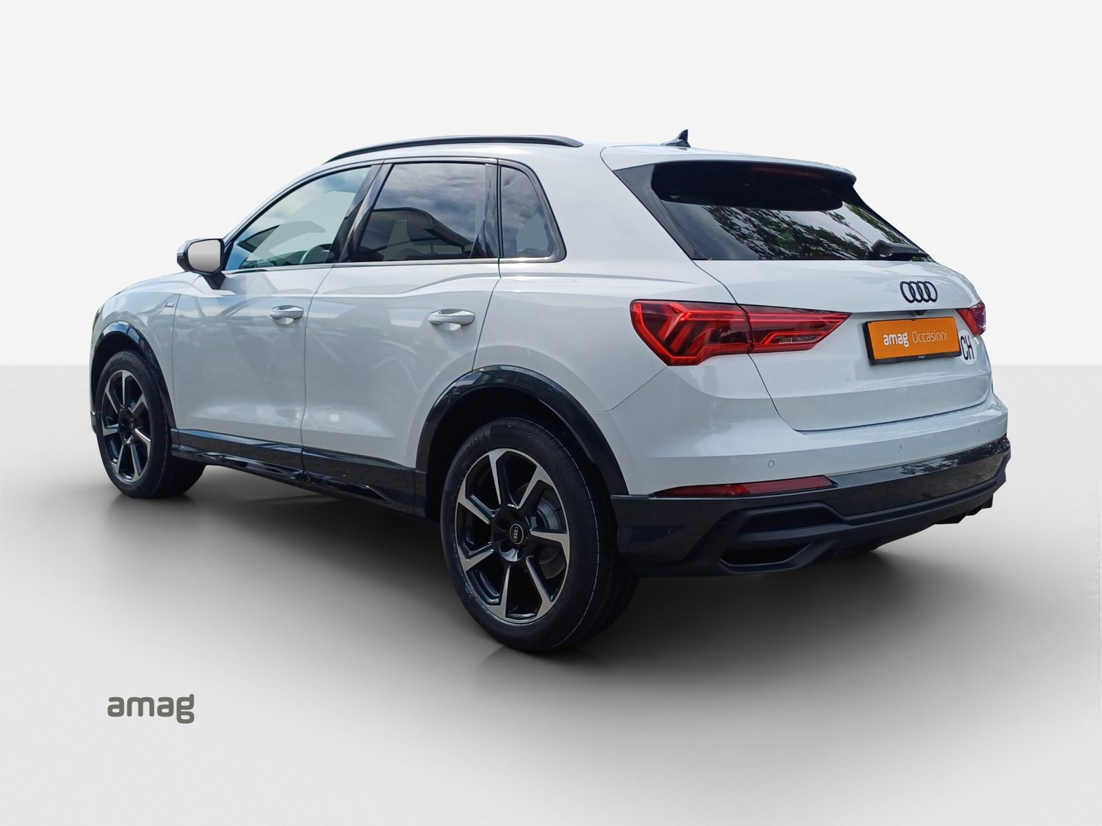 AUDI Q3 35 TFSI S line Attraction, Essence, Occasion / Utilisé, Automatique - 3