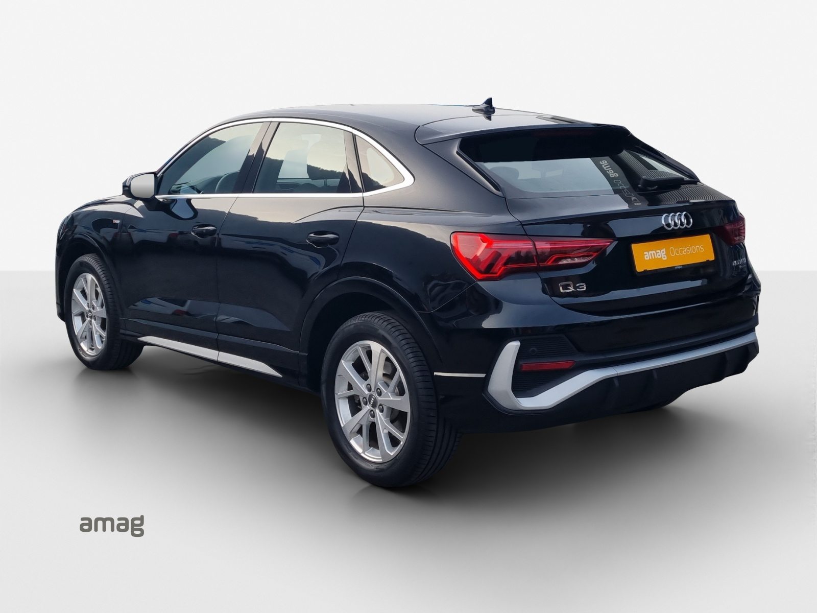 AUDI Q3 Sportback 40 TFSI S line, Essence, Occasion / Utilisé, Automatique - 3