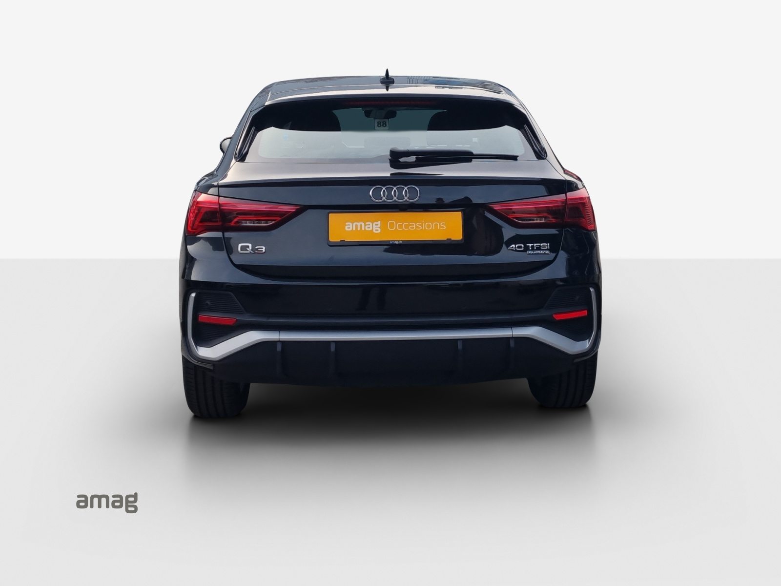 AUDI Q3 Sportback 40 TFSI S line, Essence, Occasion / Utilisé, Automatique - 4