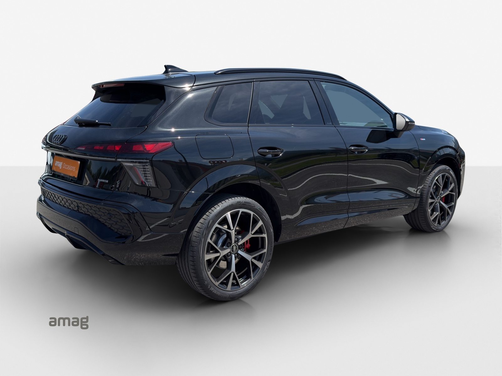 AUDI Q3 SUV TFSI 195 kW, Essence, Occasion / Utilisé, Automatique - 5