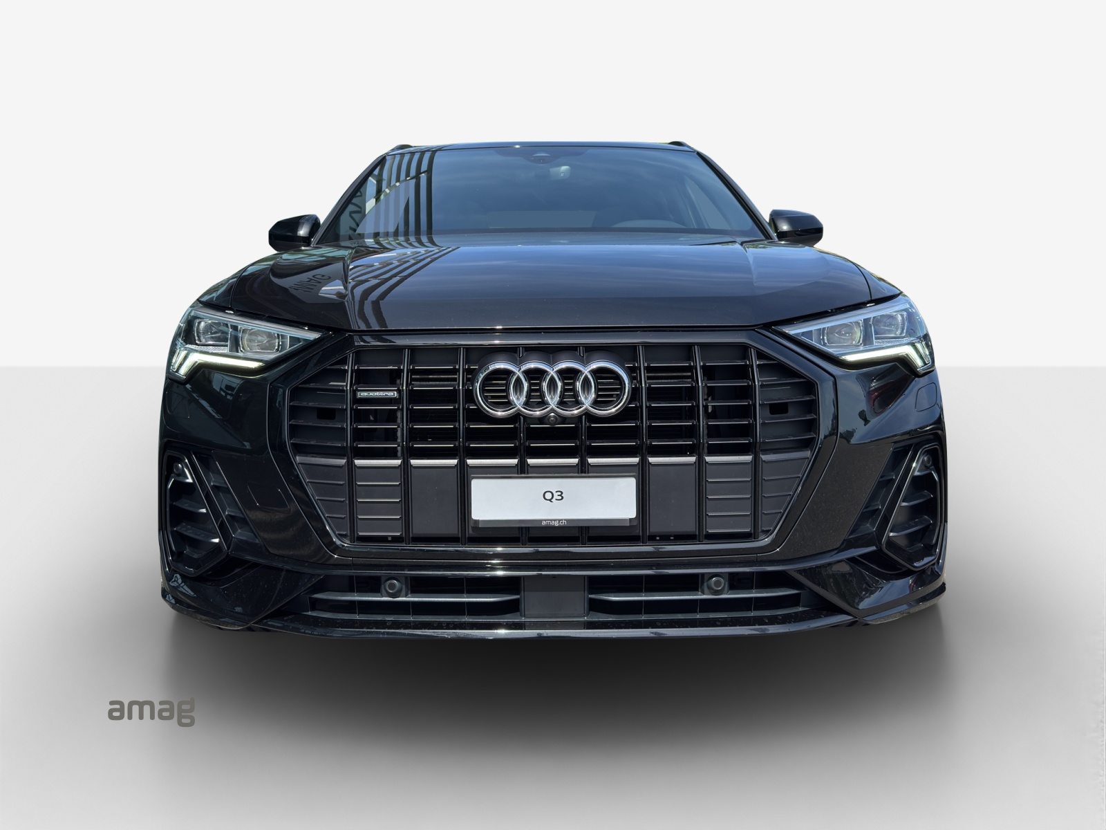 AUDI Q3 45 TFSI S line, Essence, Occasion / Utilisé, Automatique - 7