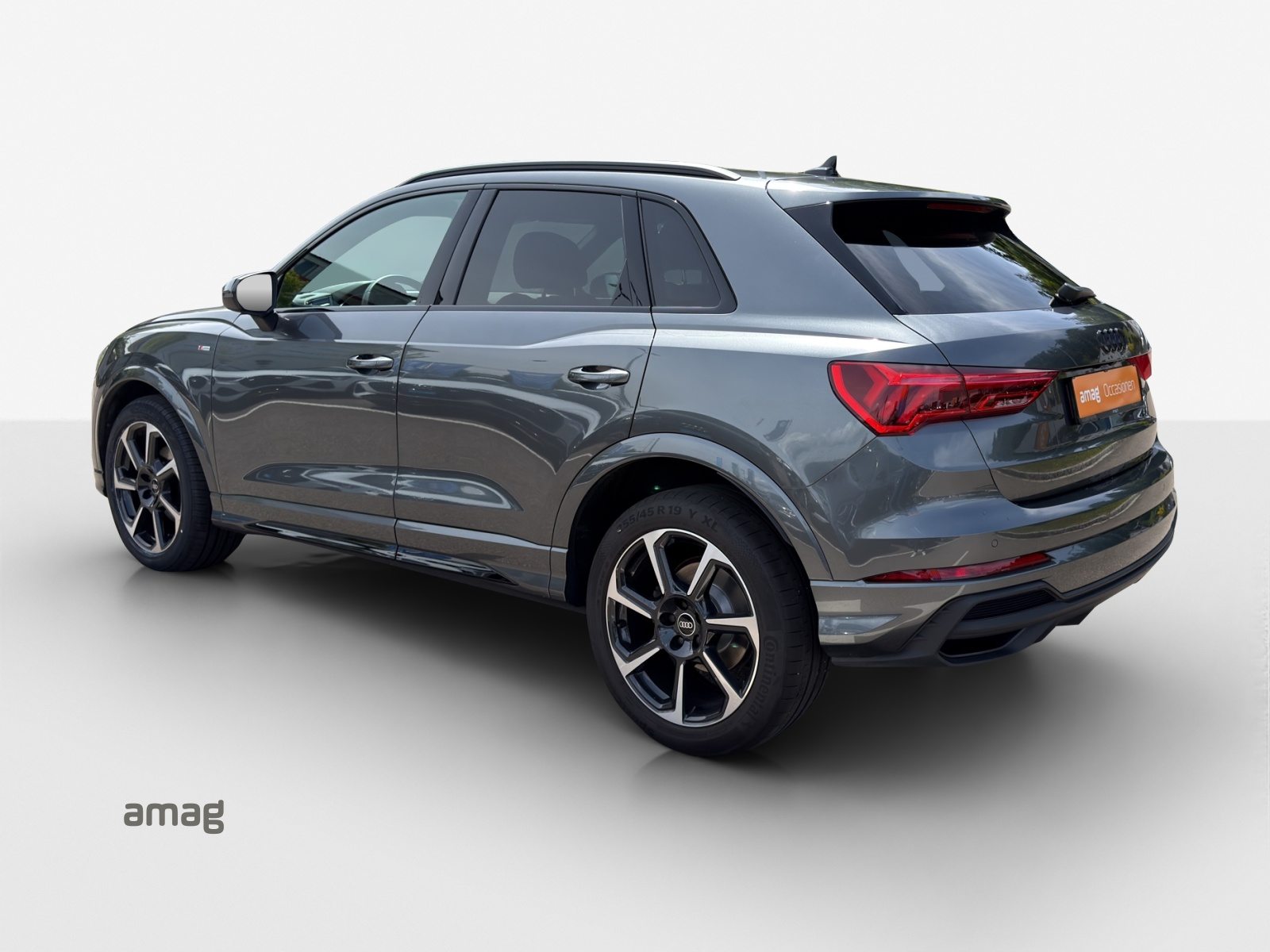 AUDI Q3 35 TFSI S line Attraction, Benzin, Occasion / Gebraucht, Automatik - 3
