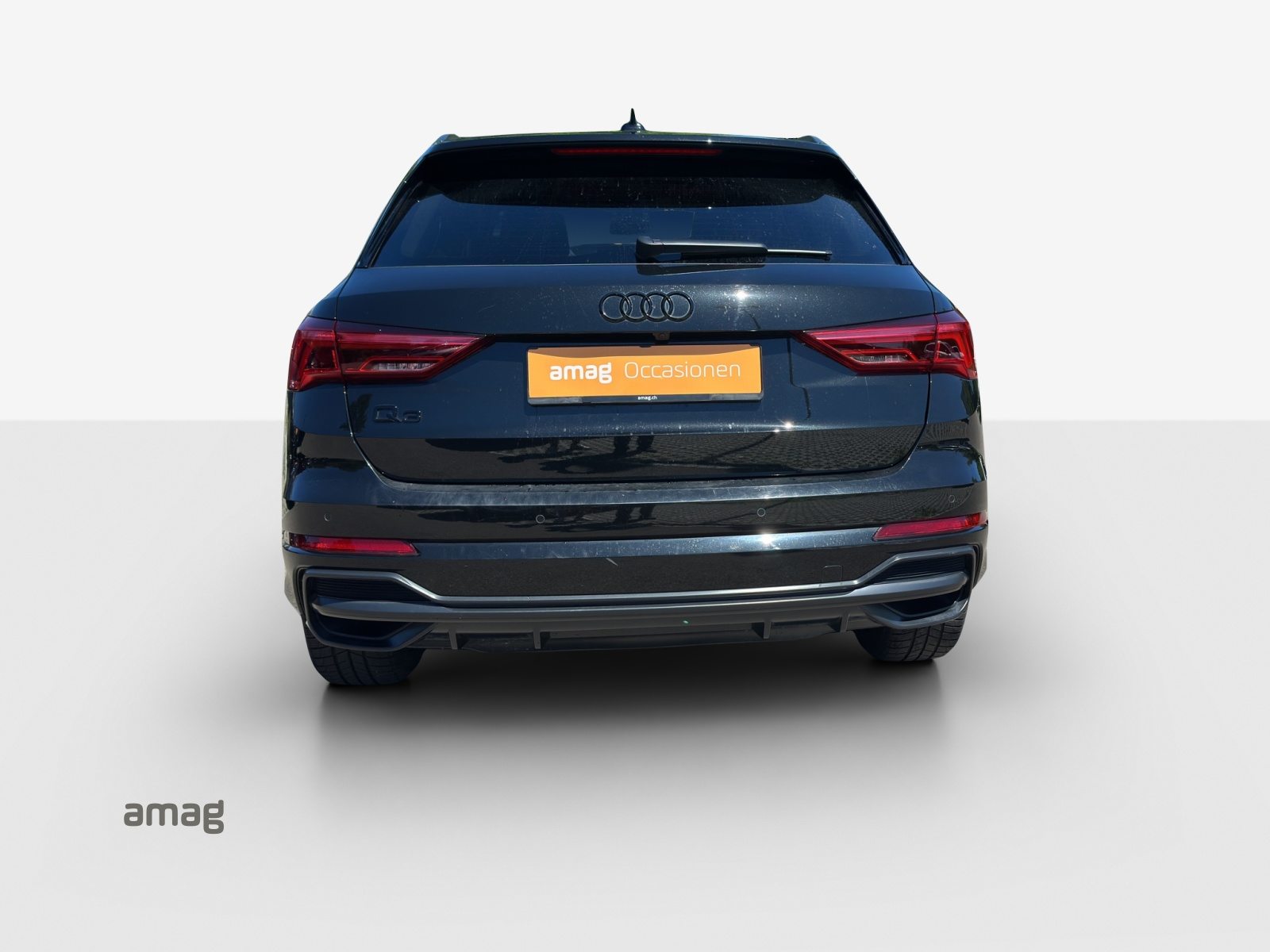 AUDI Q3 35 TFSI S line Attraction, Essence, Occasion / Utilisé, Automatique - 4